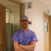 Dr. Nicholas Yardley, Orthopaedic Surgeon